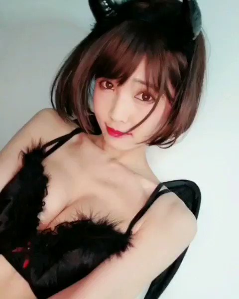グラビアアイドル南楓のTwitterエロ動画6