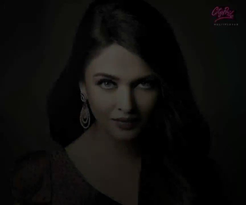 A very Happy Birthday to the miss world and gorgeous actress Aishwarya Rai Bachchan. 