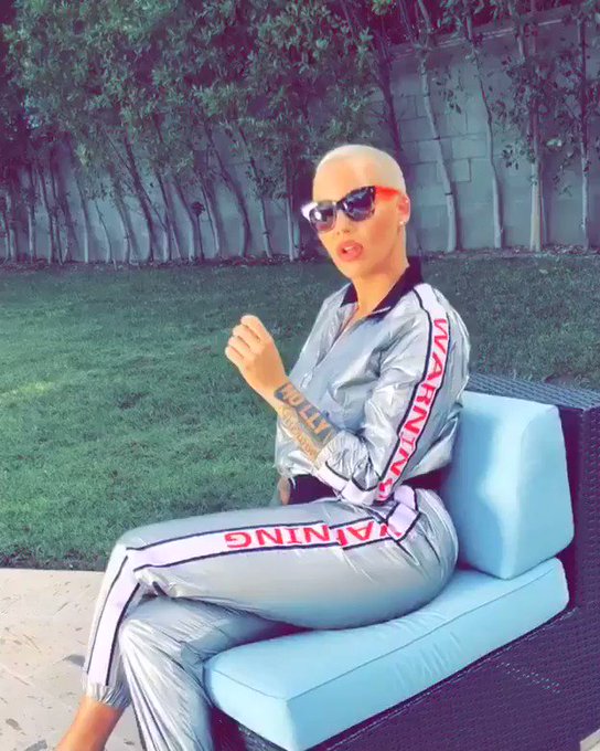 Get cute like me ???‍♀️? @FashionNova https://t.co/DmeJ80i2Lj