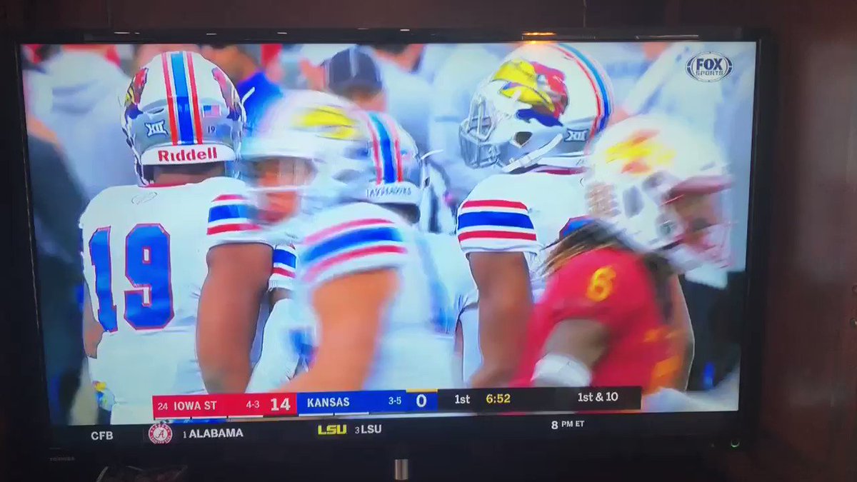 Two @TravisFootball Alum on opposite sides today! Thanks @FOXSports for the coverage on @StevenSimsJr and @410Keem! Proud of these two Tigers!!