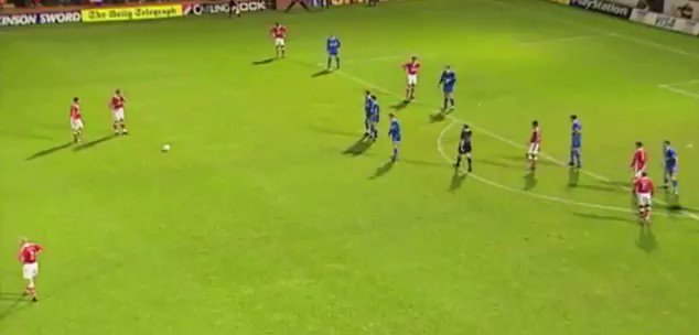 Happy 50th Birthday to former Charlton Athletic and Republic Of Ireland Midfielder, Mr Mark Kinsella. 