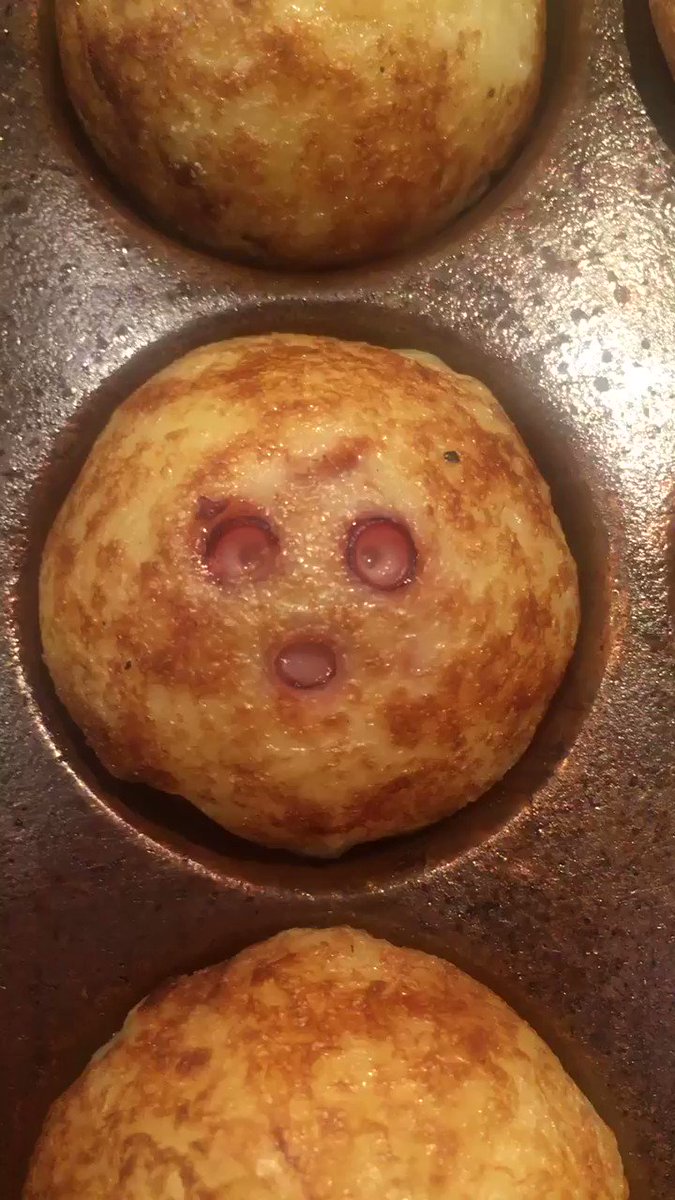 たこ焼きに奇跡が起きた かわいい 怖いかも と話題に Togetter たこ焼きに奇跡が起きた かわいい 怖いかも と話題に Togetter
