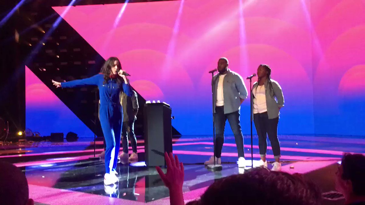 Sony Music France (@SonyMusicFr) on Twitter photo 10/11/2018 23:03:49 Incroyable @Jainmusic sur la scène des #NMA2018 ! Incroyable @Jainmusic sur la scène des #NMA2018 !