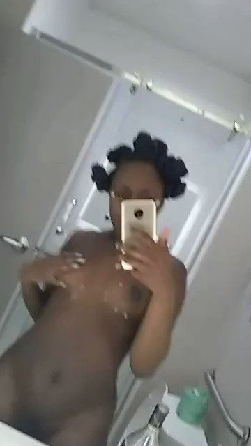 That party last night thou...this Princess had so much fun @AmandaPinkxxx https://t.co/USac7oxDbS<a href="/tag/newvideoalert"class="tags"><span>#newvideoalert</span></a>