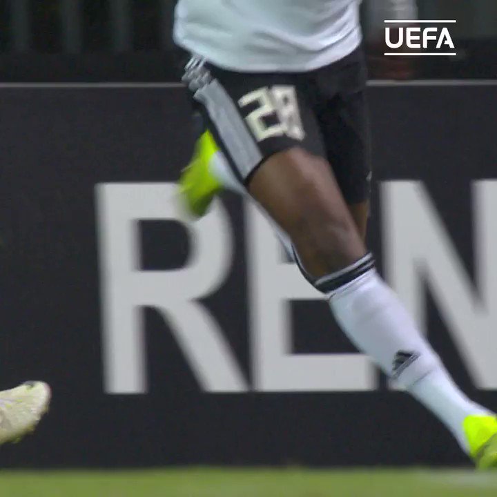 โก๏ธ #UEL SKILL ZONE โก๏ธ
Best player to feature in this video?