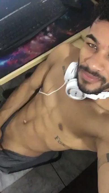 So dudes, do you wanna a big cook? Hahahaha Look or touch...
Have a great day!!!! https://t.co/sXw6F