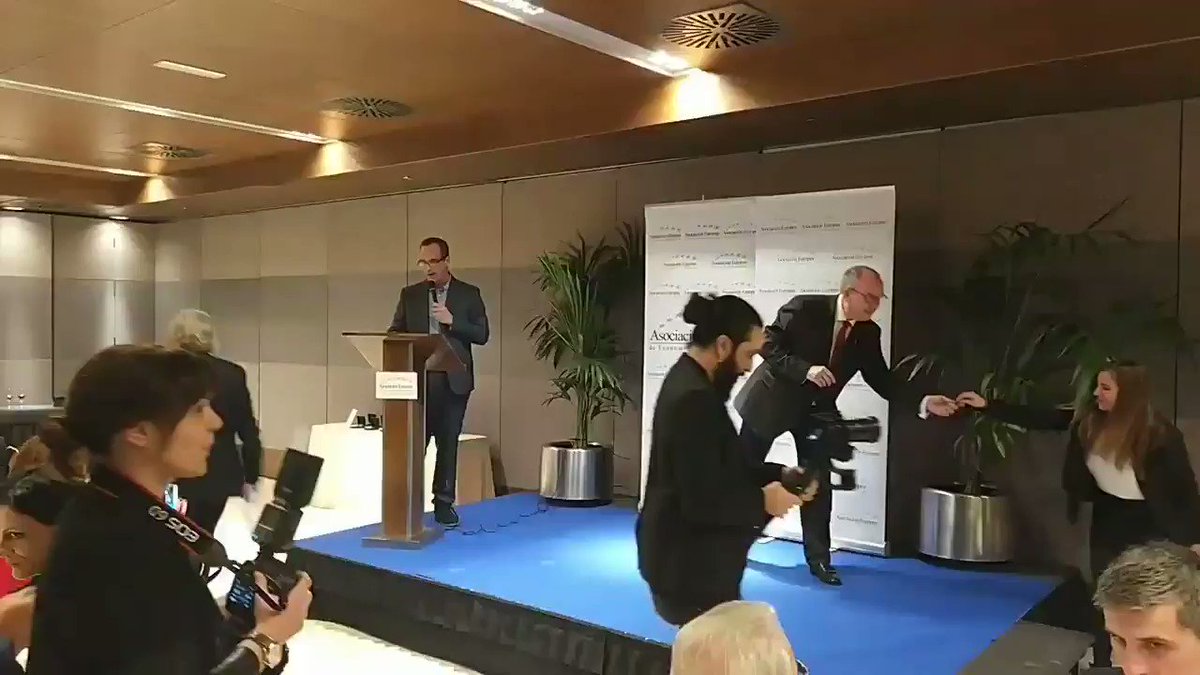 Entrega de la Medalla de Oro Europea al Mérito al Trabajo a la trayectoria de la Destilería la Flor de Utrera
#medalladeoro
#utrera
#utreraenflor
#sevilla
#provinciadesevilla
#anis
#anislaflordeutrera
#laflordeutrera
#elixirdecanela
