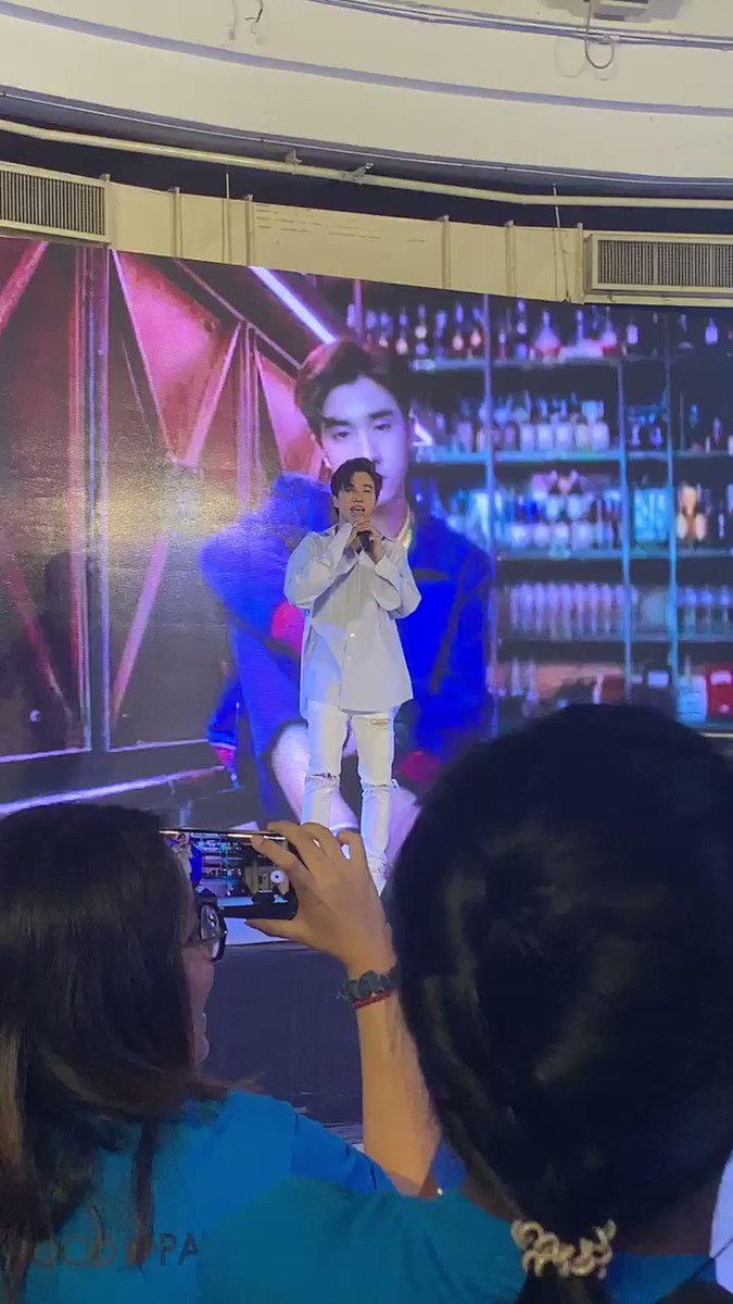 เพิร์ธ ล้มตั้งแต่เริ่มเลยลูก #PerthSaintMeetGreetFinFunFan