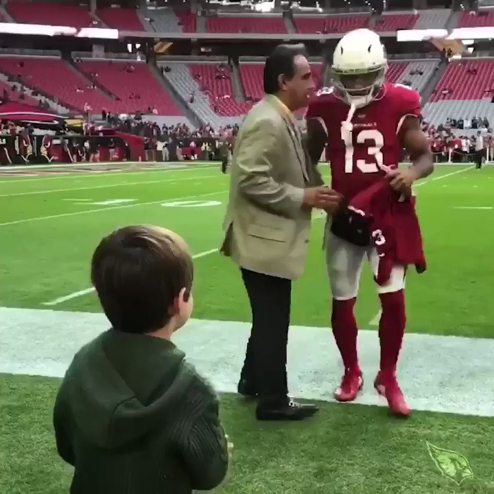 Unfortunately, last month, no one showed up to six-year old Teddy’s Birthday Party.
Well, yesterday was @ChristianDavon2’s birthday and the rookie WR made sure Teddy was there for it.
Teddy even got some gifts from his new friend.