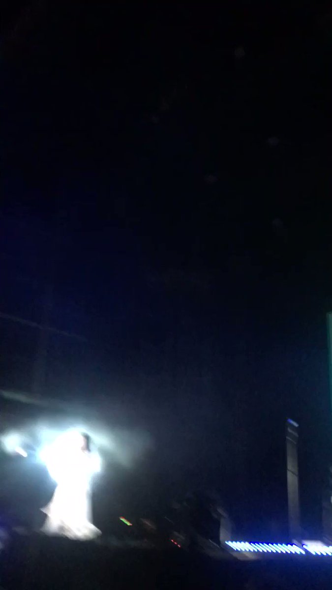 ricardo (@queersadillas) on Twitter photo 20/11/2018 02:06:39 here is a video of us yelling the lyrics to sober, as anyone should of course here is a video of us yelling the lyrics to sober, as anyone should of course