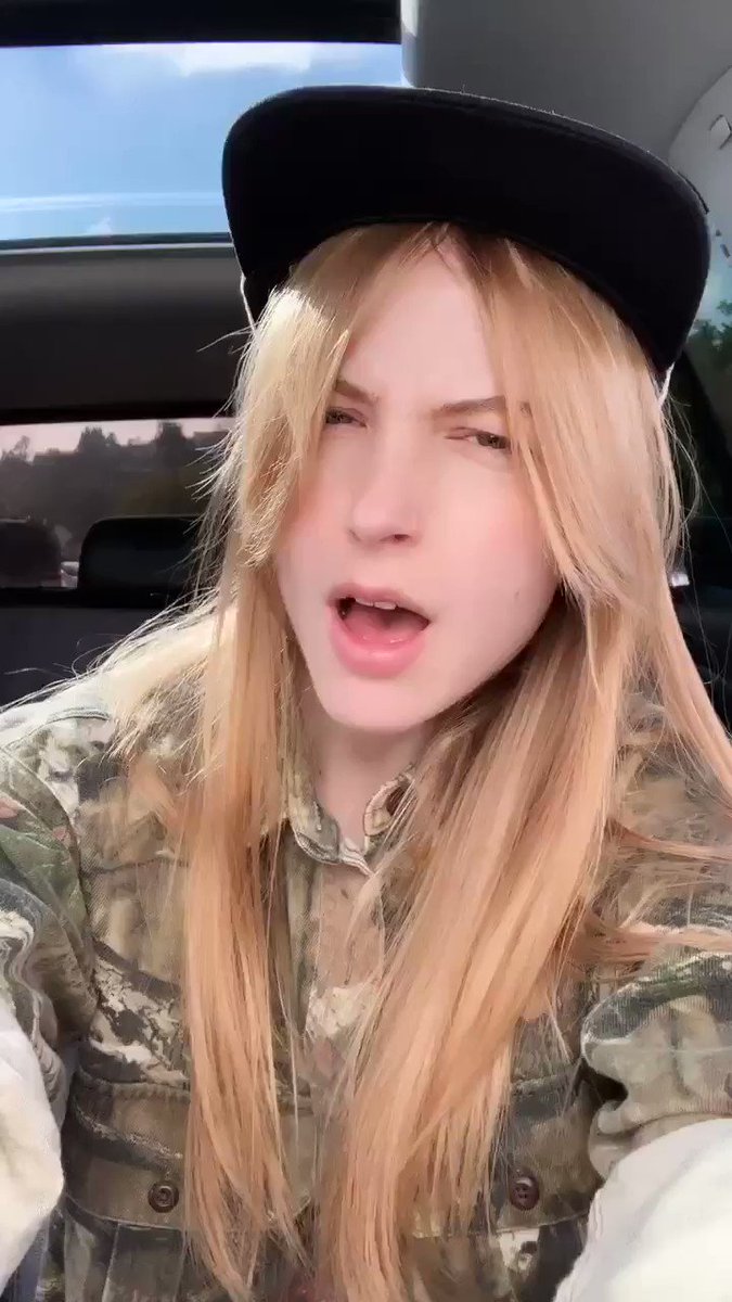 Stevie Wynne Levine Nude Photos 16 Stevie Wynne Levine Nude Photos 98