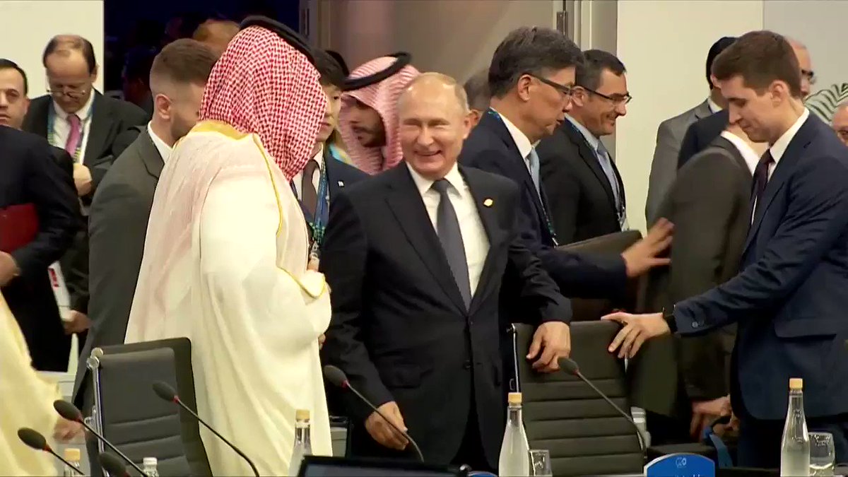 Putinden Veliaht Selmana beşlik Putinden Veliaht Selmana beşlik