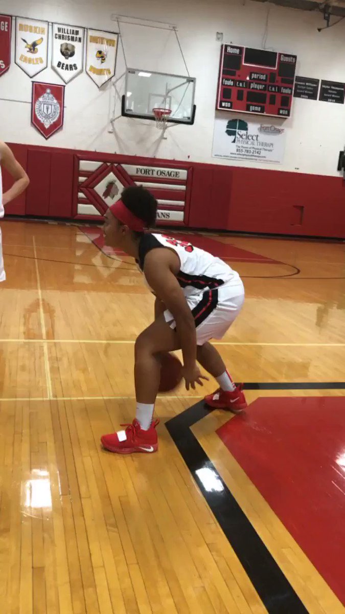 HAPPY, HAPPY BIRTHDAY TO #FOWBB BALLER @aleciamonday22