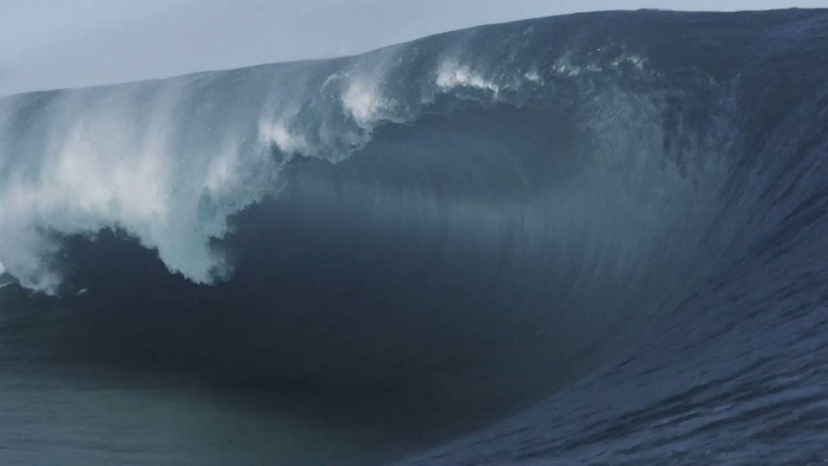 'The one word that the sea can’t say is no, no, no, no….’ World exclusive video of @U2’s 'Red Flag Day in collaboration with @wsl as @AlGore & @ClimateReality host #24HoursofReality for the largest global conversation on the climate crisis.
http://bit.ly/2yXUGW2