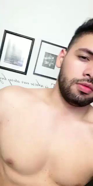 Happy night, follow me guys https://t.co/FUpwrDv7M6 #hairy #colombian #gay #toys #muscle #student #bdsm