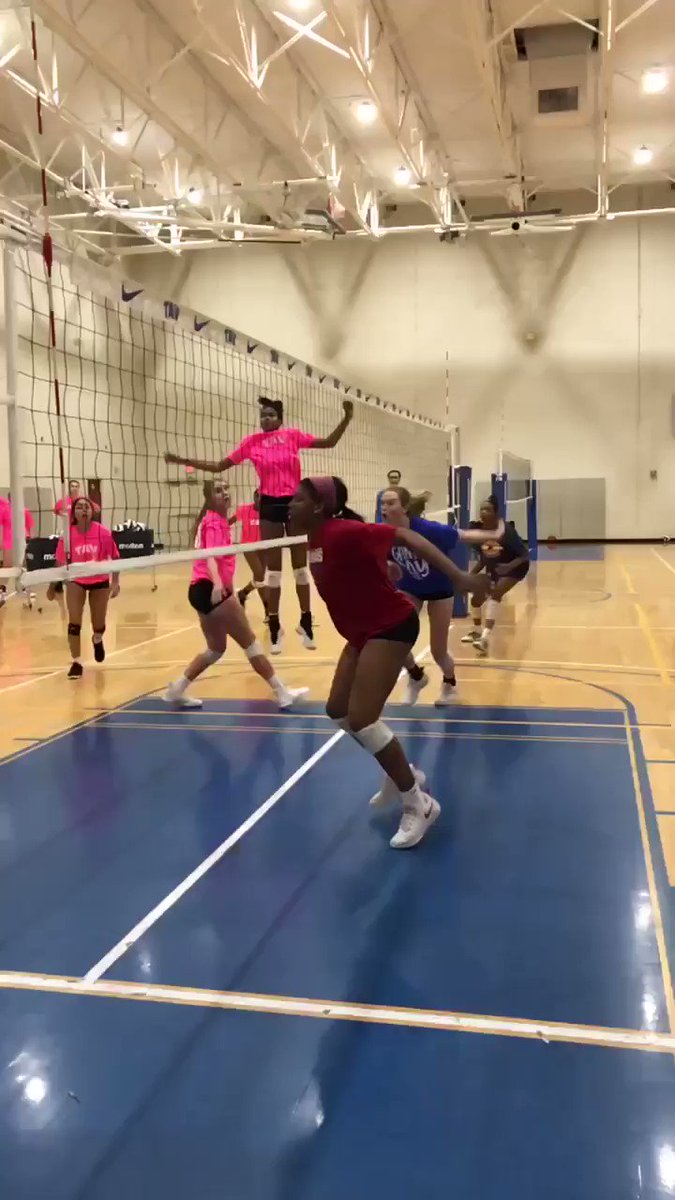 Welcome to a whole new #TAV season! Anyone else excited?! 😉 #GoTAV #PracticeTime #TAV18Black