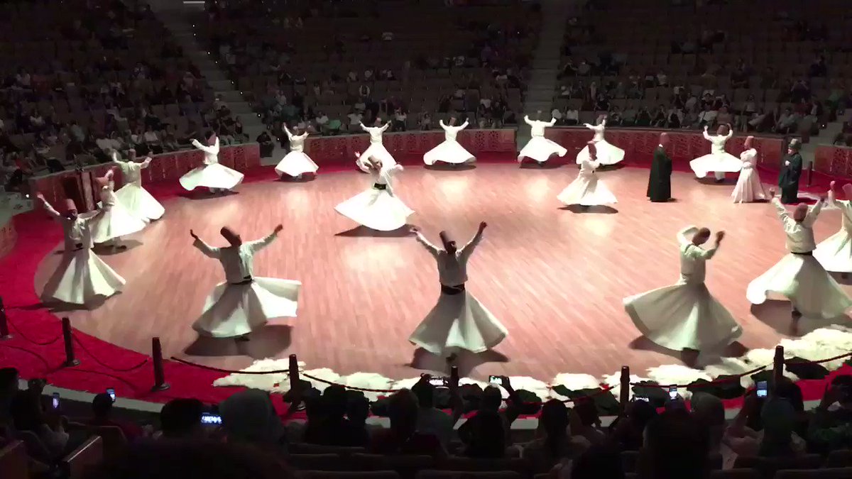 せかい部 公式 すごい目がまわりそう イスラム教のイスラム神秘主義の教団の一つであるメヴレヴィー教団の宗教行為なんだそう せかい部 せかいのダンス 部長 せかい部 公式 すごい目がまわりそう イスラム教のイスラム神秘主義の教団の一つであるメヴレヴィー教団の宗教行為なんだそう せかい部 せかいのダンス 部長