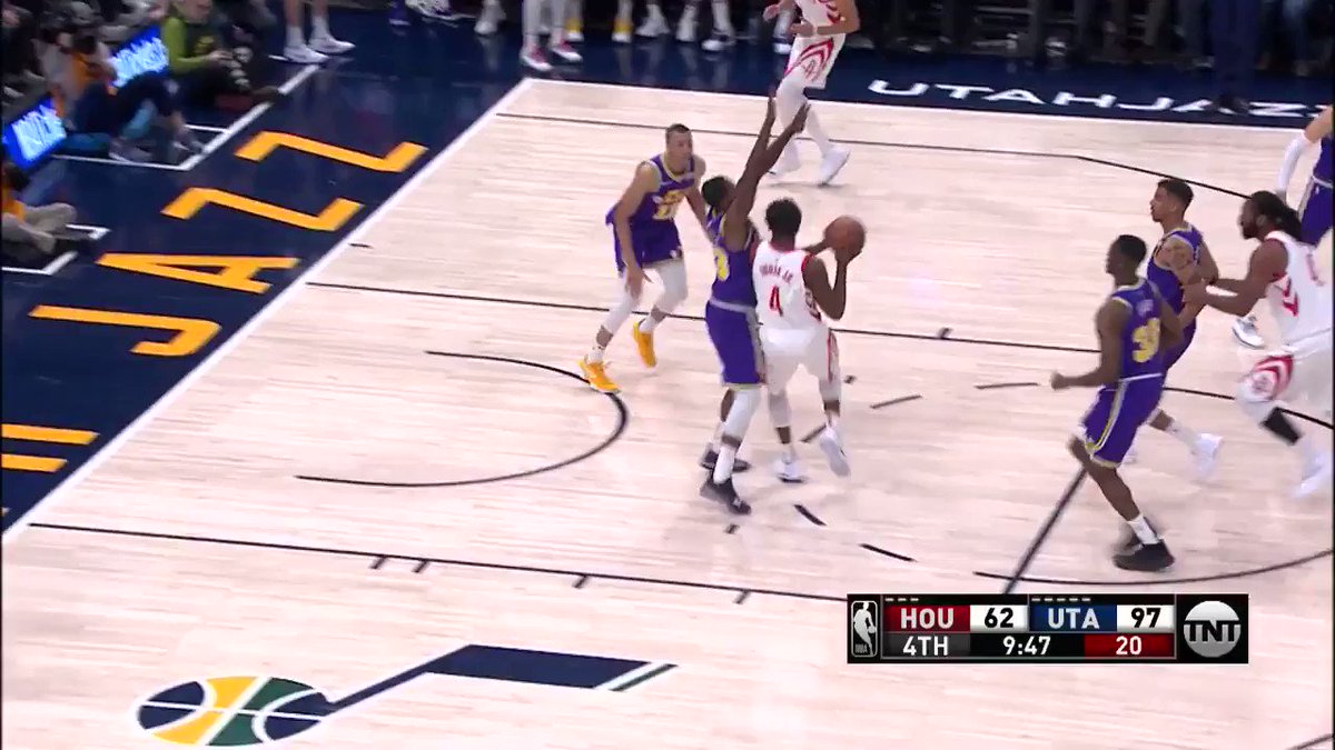 Royce O'Neale hits ahead to Sefolosha!
#TeamIsEverything 99
#Rockets 72
7:42 left to play on @NBAonTNT
