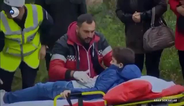 Birsenaltuntas On Twitter Sedat Peker In Oglu Bogachan Talha Peker Dirilis Ertugrul Dizisinin Ardindan Arka Sokaklar Da Kamera Karsisina Gecti Arkasokaklar Https T Co Glolvcqza4