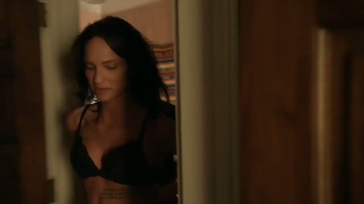 Ruby Modine – Shameless S07E06 (2016) – Celeb Nudity