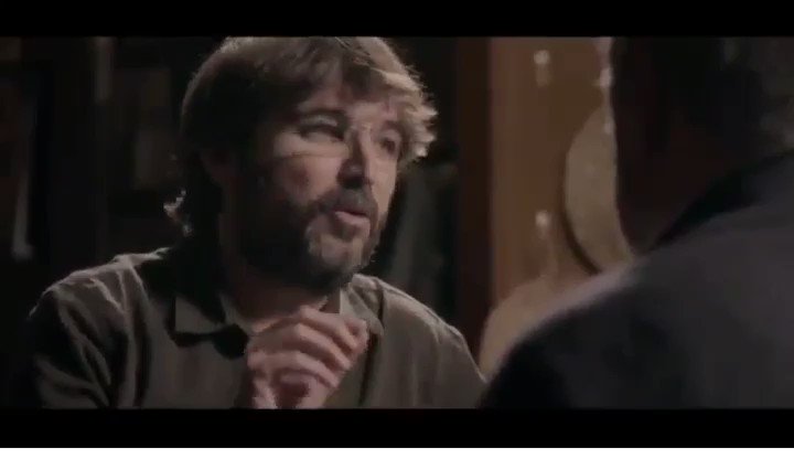 —Évole: “A Franco había que exhumarlo del cerebro de los españoles”.
—Herrera: “Sobre todo de los de izquierdas”.
Este zasca pasará a la historia de twitter.