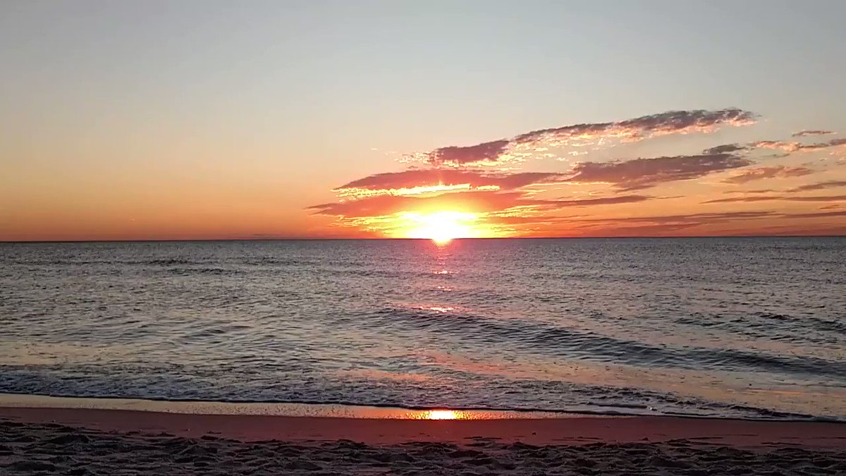 Live - Love - Laugh #daily #TuesdayThoughts #WednesdayWisdom #ThursdayMotivation #FridayFeeling #SaturdayNight #SundayMorning #MondayMood #realsalt @RealSaltLife @fearlessmotivat