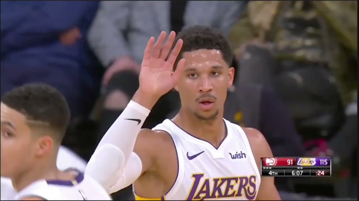 Josh Hart has STRUGGLED to make contact on high-fives since coming into the league. @LakerFilmRoom breaks down why:
https://www.silverscreenandroll.com/2018/12/12/18137355/laker-film-room-josh-hart-lakers-worst-player-high-fives-nba-history-video-twitter-breakdown …