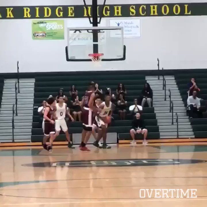 Niven Glover with the DUNK OF THE YEAR ๐จ @Icebucket_nep