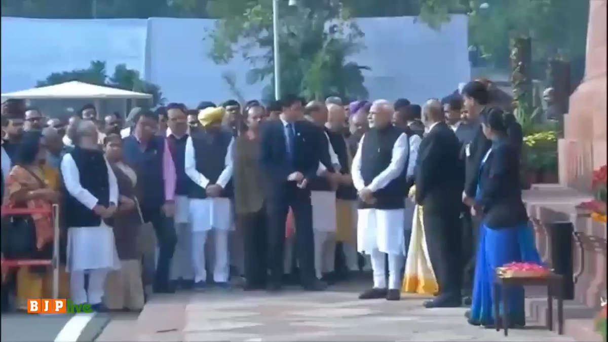 Amit Shah (@AmitShah) on Twitter photo 2018-12-13 11:25:46 Paid floral tributes to the martyrs of 2001 Parliament attack. Paid floral tributes to the martyrs of 2001 Parliament attack.