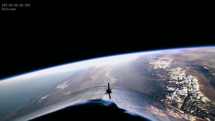 商用太空船飛齣地球，搭機遊太空不是夢