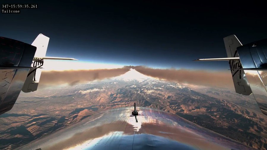 商用太空船飛齣地球，搭機遊太空不是夢