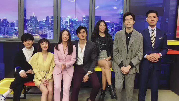 4 ตอนสุดท้ายแล้ว ห้ามพลาดความเข้มข้นของ #ตราบาปสีชมพู ถ้าเรตติ้งทะลุเป้า มีบางคนจะโกนหัวด้วยนะ 🤣🤣🤣
วันนี้วันศุกร์ มาเร็ว 18.45 น. ทาง #ช่อง33
#Ch3Thailand