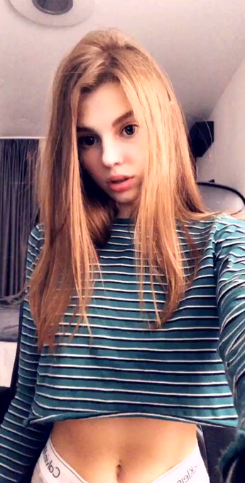 i’m online on @chaturbate come join my room hehe and let’s have fun guys meow https://t.co/ZV9H1UgBt