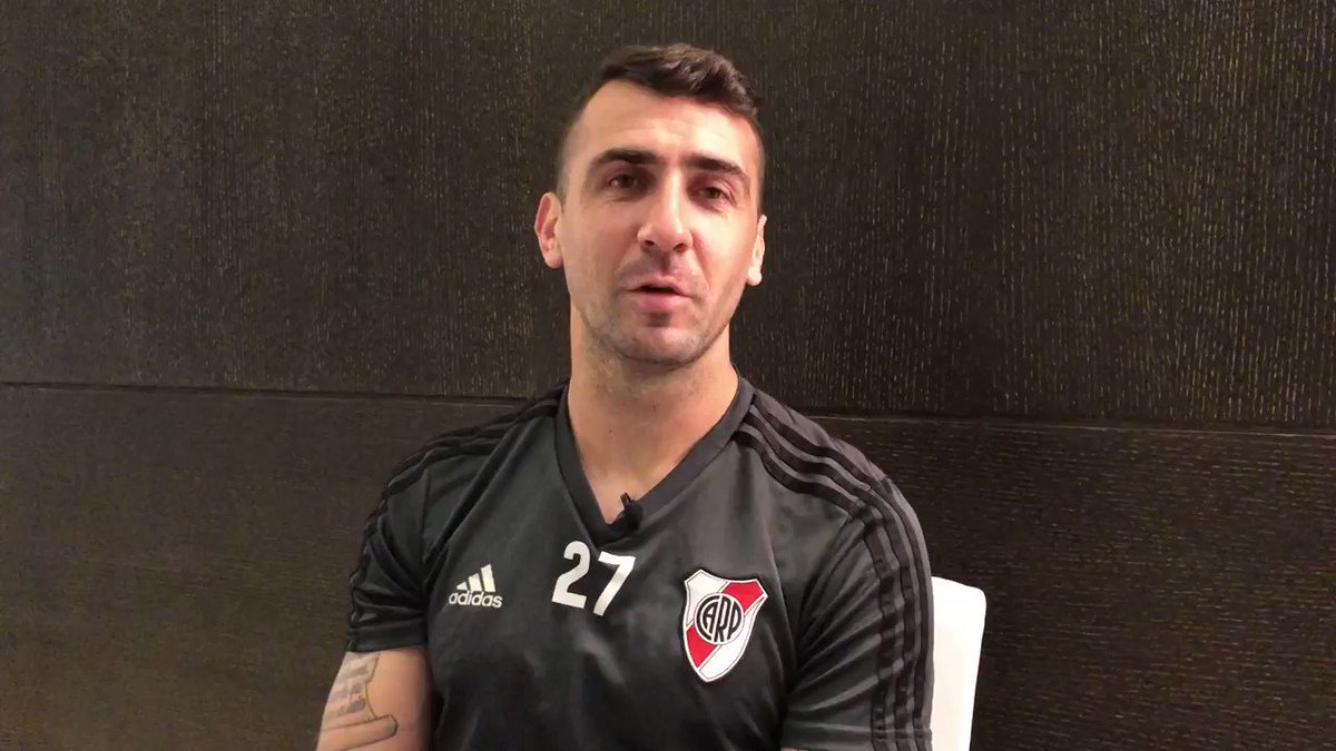 Millos, la encuesta quedó tan pareja que… ¡los dos a la final!
Primereó el Oso con un pedido muy especial...
Lucas Pratto - @CARPoficial
🏆🇦🇪 #ClubWC