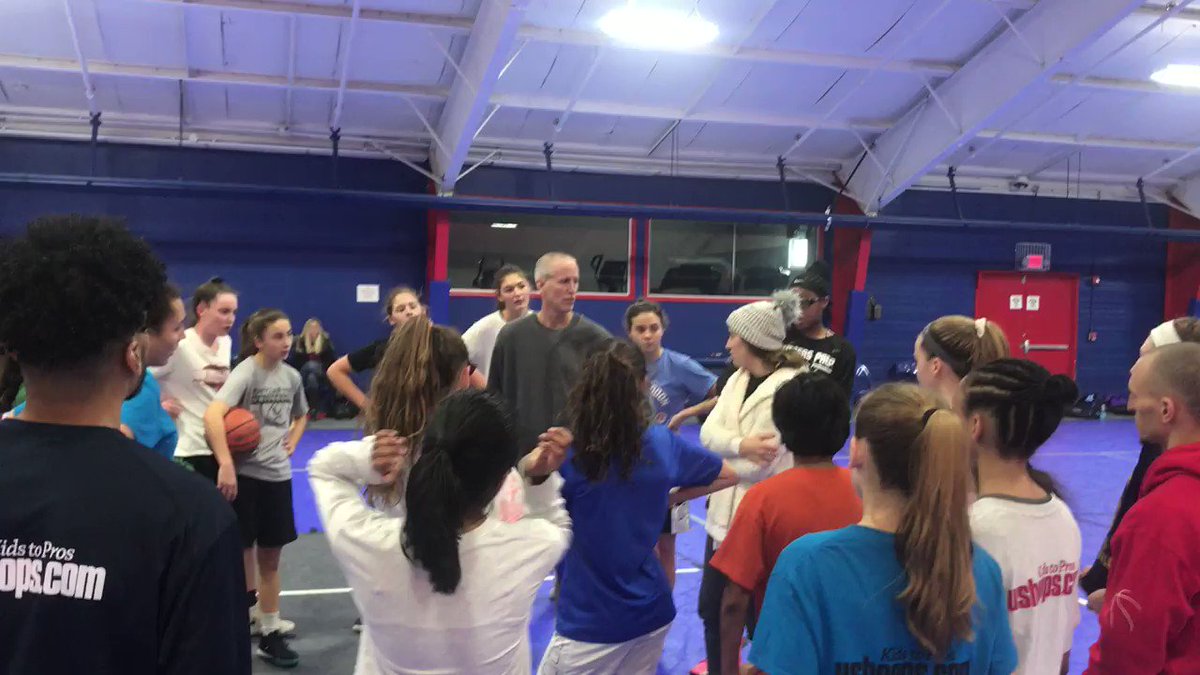 Girl in the hat is @kateflaherty24. My Opinion: Greatest player in history of @umichwbball basketball...& one of BEST in history of NJ Hoops. Kind of looks like all the other girls in the video?
* Difference: #HardWork #Training #Trust. It could be you.
@Raoul_000 @KBA_GoBlue
