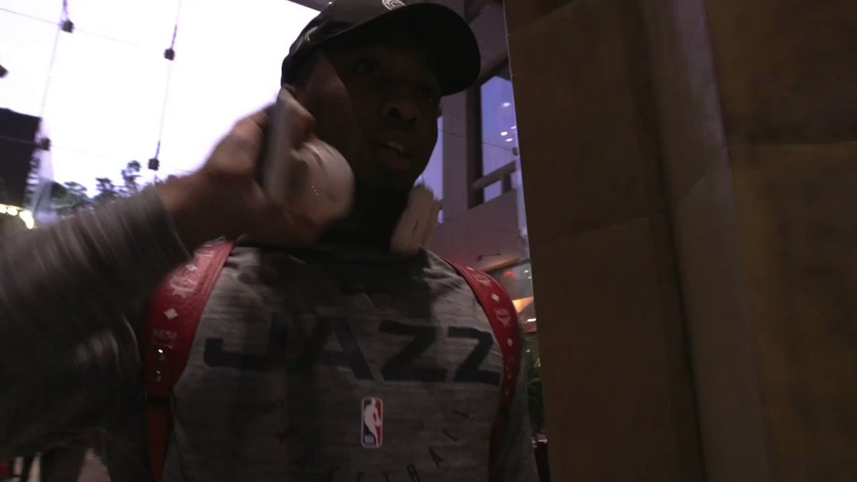 “We’re thrilled to play in front of all the fans down here” - @spidadmitchell.
@utahjazz have arrived in Mexico City for #NBAenMéxico!