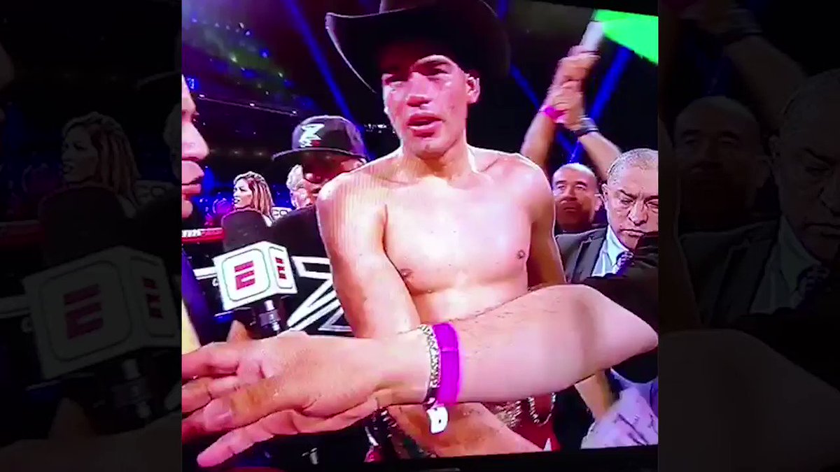 #PLAY El pugilista Gilberto “El Zurdo” Ramírez Sánchez logra la quinta defensa del título supermediano de la Organización Mundial de Boxeo (OMB) al imponerse al estadounidense Jesse "Hollywood" Hart