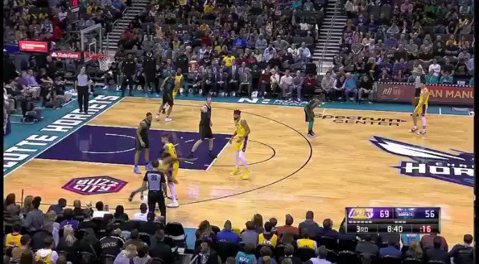 LONZO BALL, WHOA.