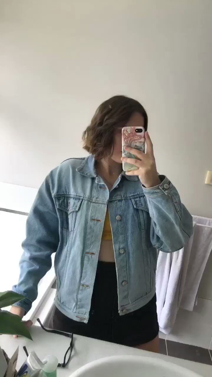 Start wishing me happy birthday because this bitch curled her new cut and now looks like sarah paulson 