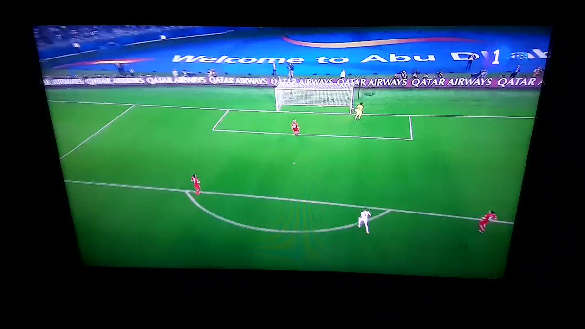 Y llega el segundo de @GarethBale11 ⚽️💥💣
GoooooooooL!!
#halamadrid #realmadridmelilla #ClubWC #MundialDeClubes