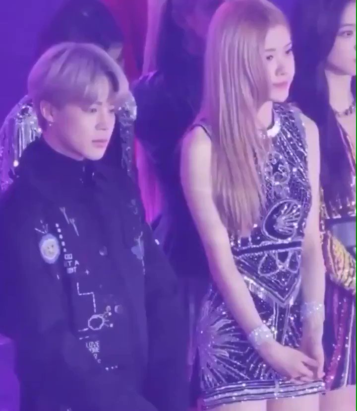 Saerom Promoter On Twitter Rose Clapping With Her Palms And Jimin Clapping With His Fingers Dhiasda