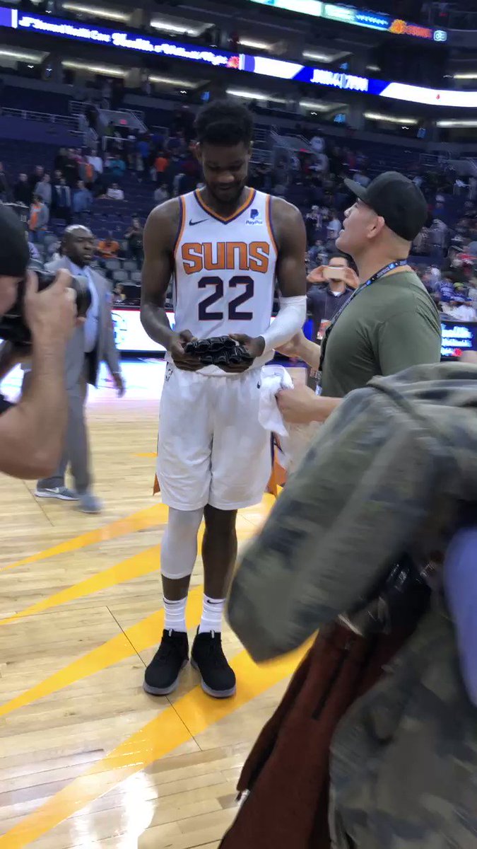 Really cool to meet @DeandreAyton and the @Suns last night. Don't forget tickets for @ufc Phoenix go on sale tomorrow.