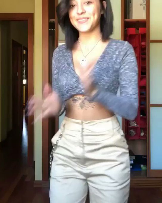 My dad 🤣&hearts;️ https://t.co/e42DQZR8yb<a href="/tag/fnxcardib"class="tags"><span>#fnxcardib</span></a>