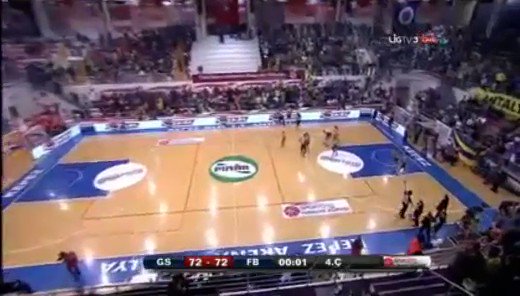 Tarihte Bugün 2013 | Türkiye Kupası Sancho Lyttle'ın son saniye basketi ile Galatasaray'ın!
https://www.gsbasket.org/forum/konu/tr-kupasi-finali-galatasaray-74-72-fenerbahce.9538/ …