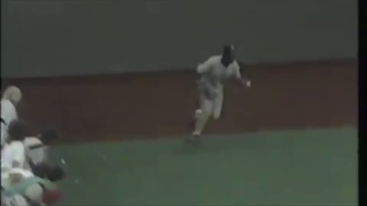 How often do you see a relief pitcher do THIS?!? 

Happy 56th birthday to Norm Charlton. Hope it\s nasty. 