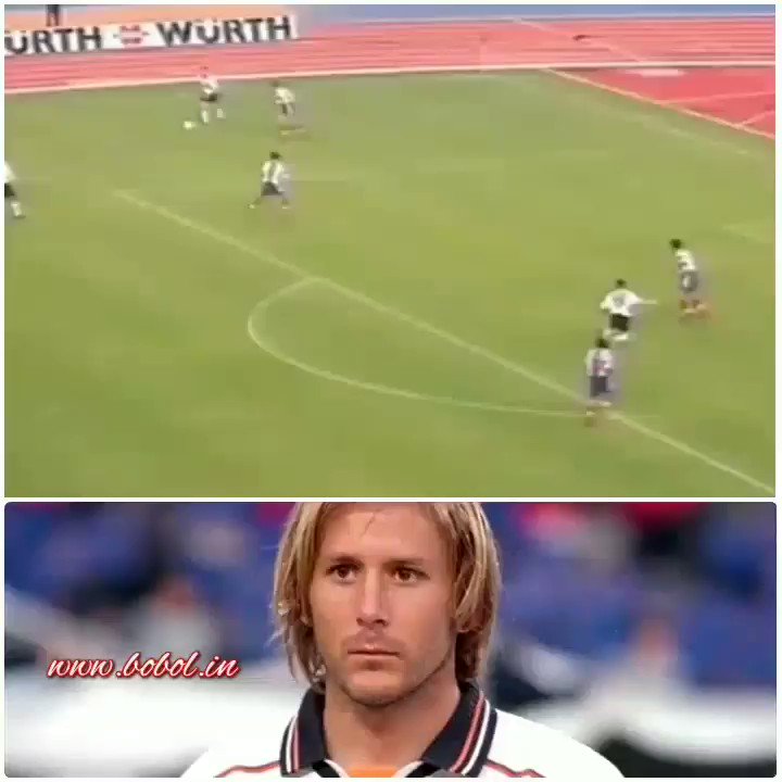 Gaizka Mendieta
#liga1 #manchesterunited #liverpool #manchestercity #sepakbola #soccer #football #bola #bobol #laliga #barca #barcelona #premiereleague #seria #ligainggris #ligaspanyol #ligaitalia #valencia #beritabolaterkini #ronaldo #messi #mendieta #bolasepak #ligachampions
