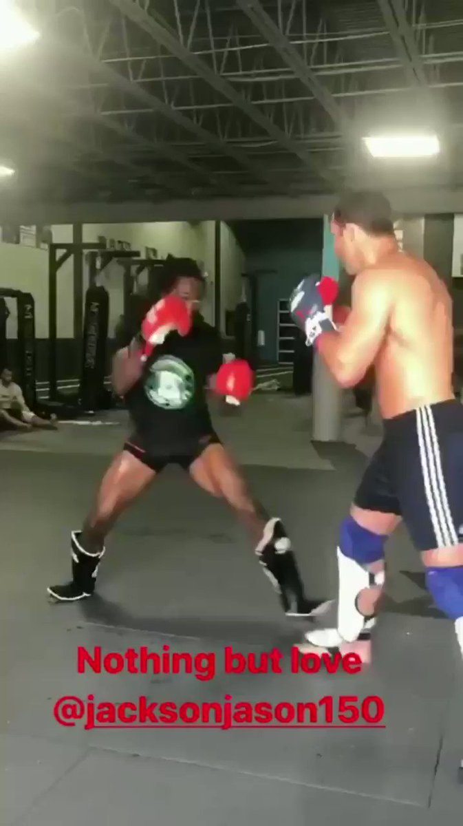 Rockhold putting in some hard (violent) work with @jacksonjason150 😳
https://imgur.com/y79Q9kZ
#UFC #MMA #WMMA #TeamMMA4LIFE #LukeRockhold #PeoplesMMA