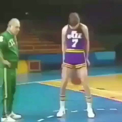 Timeless Sports (@timelesssports_) on Twitter photo 2020-06-22 15:37:22 Here’s Pete Maravich showing off his ridiculous ‘bullet ricochet drill.’ Happy birthday, Pistol Pete! 🎞 Here’s Pete Maravich showing off his ridiculous ‘bullet ricochet drill.’ Happy birthday, Pistol Pete! 🎞