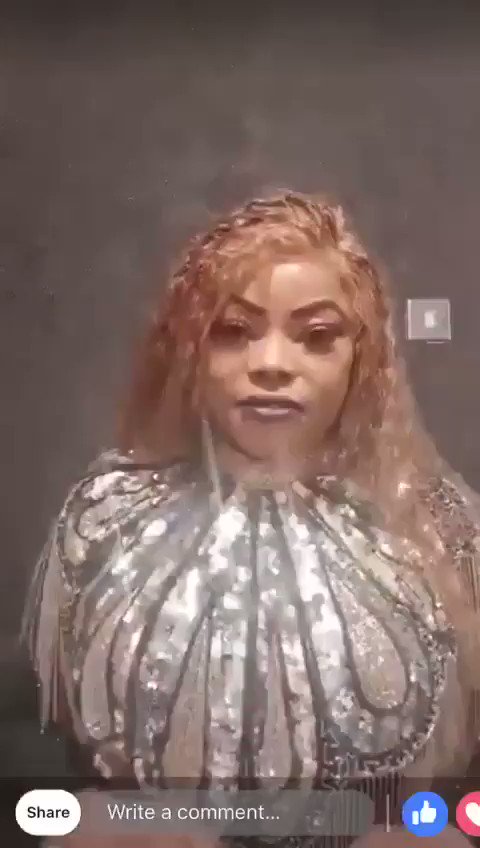 What is she saying!? 😅😂🤦🏾♂️