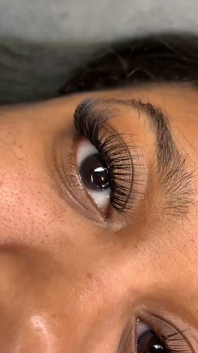 Classic Set Anyone?!💜
Booking: http://www.royalminkz.com
#lashedbyce #royalminkz #southernnnotstate #minklashes